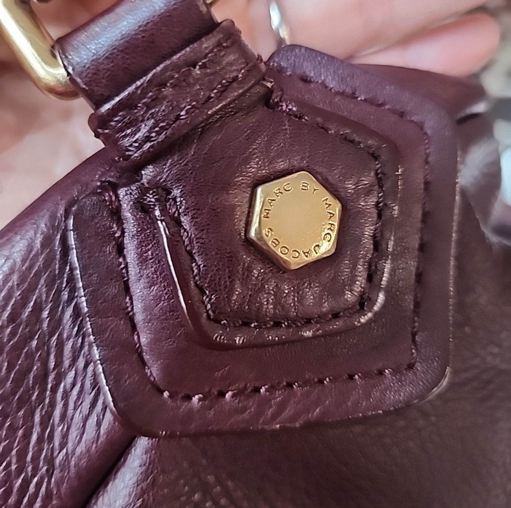 Marc Jacobs Plum Leather Satchel with Gold Hardware - Picture 7 of 7